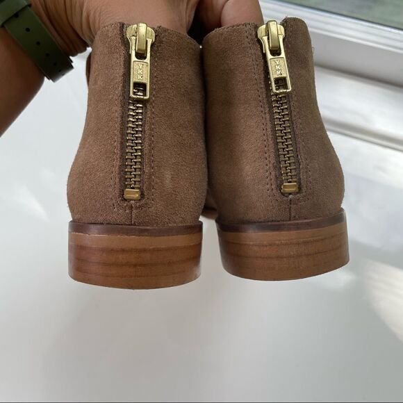 HOUSE OF HARLOW 1960 Low cut tan suede ankle bootie back zip sz 7 made in Spain - Picture 7 of 10